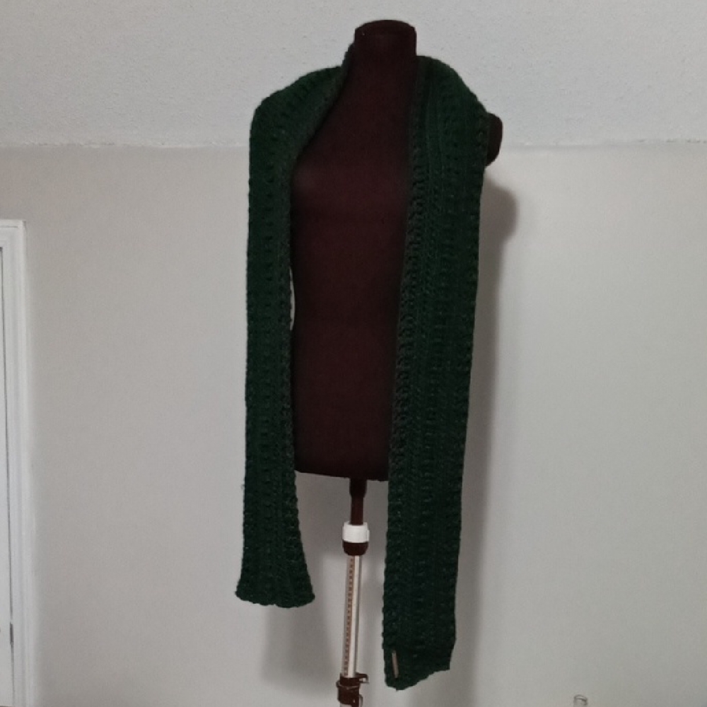 Dark Green Knit Scarf